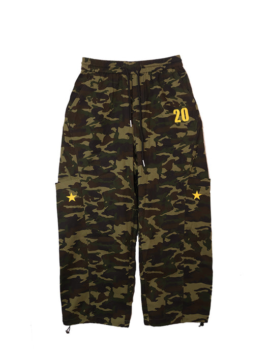 DIMEN Graphic Camo Wide-Leg Cargo Pants